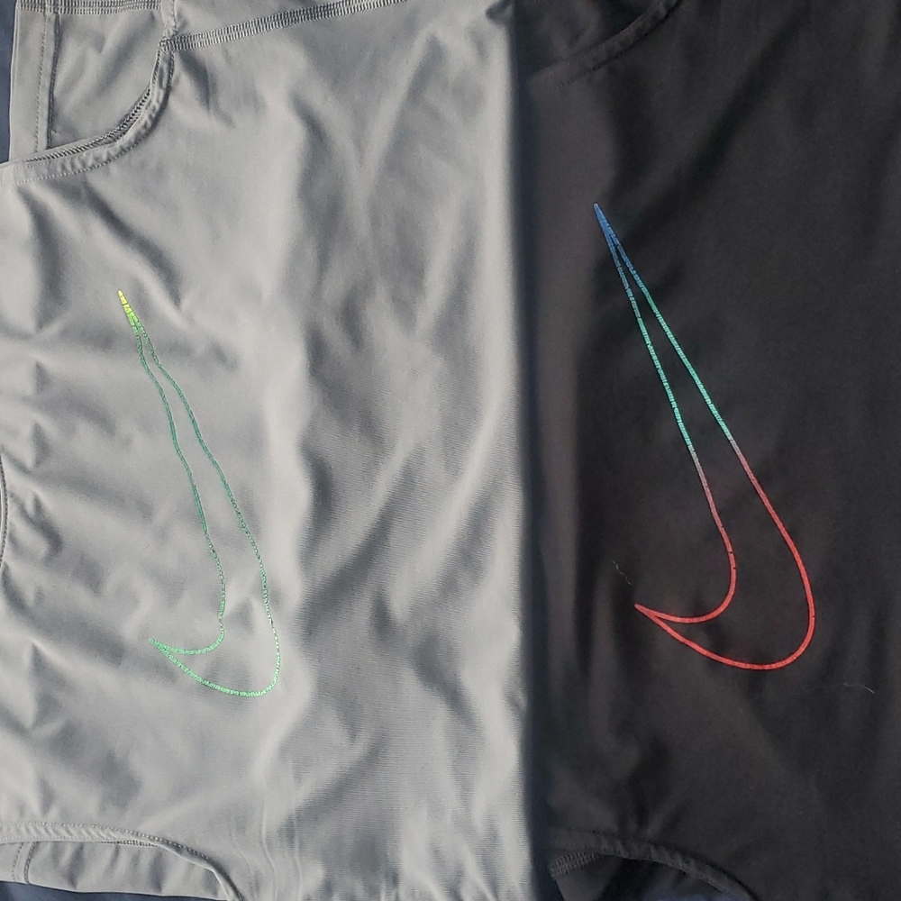 Boys dri fit Nike sleeveless tops